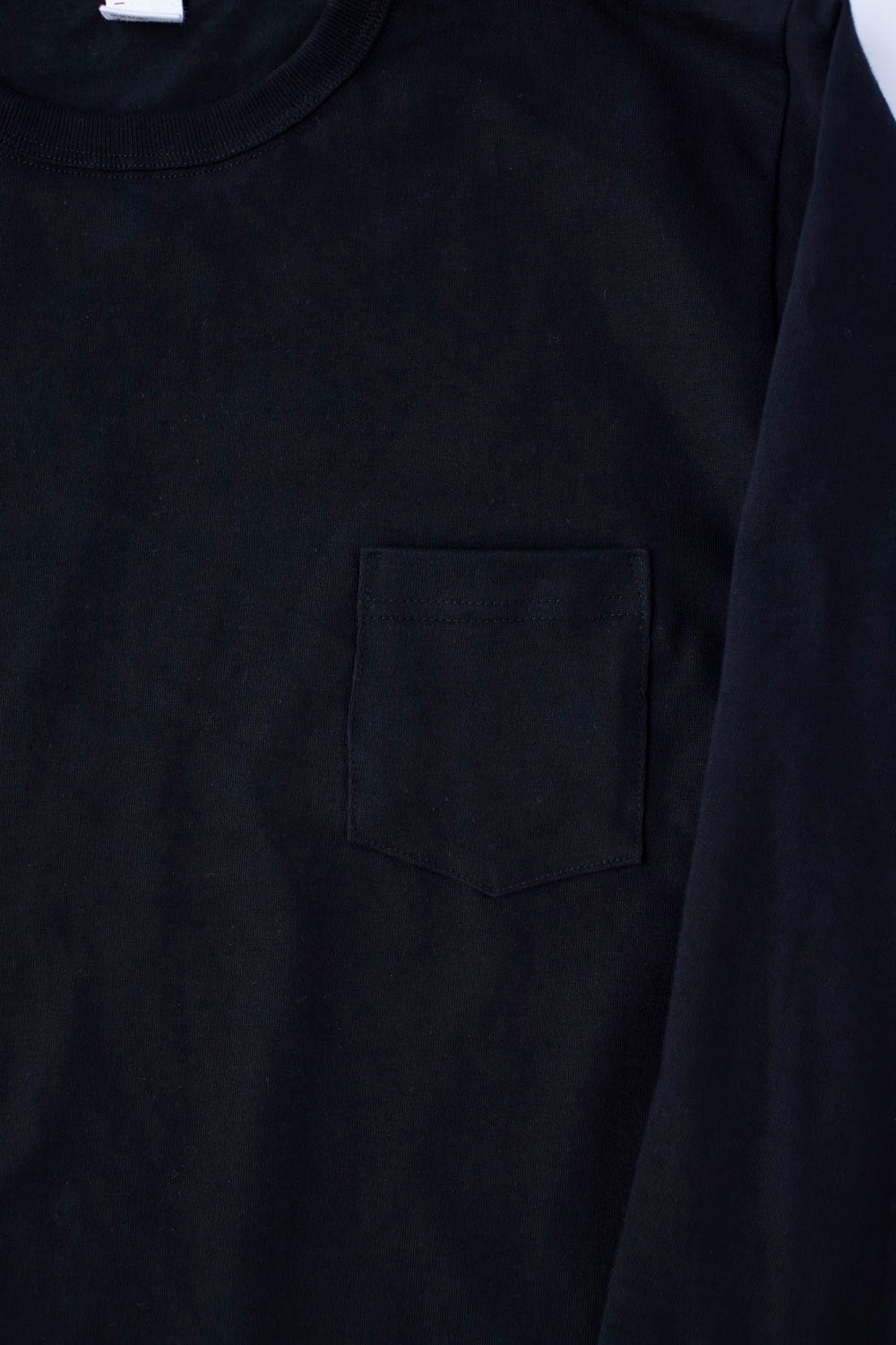 Long Sleeve Pocket T-Shirt - Black