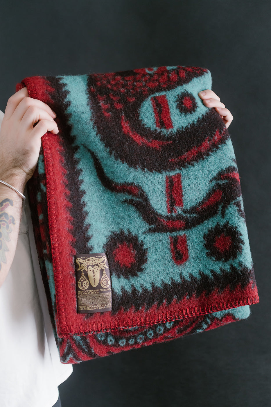 Kali Blanket - Turquoise, Red, Black