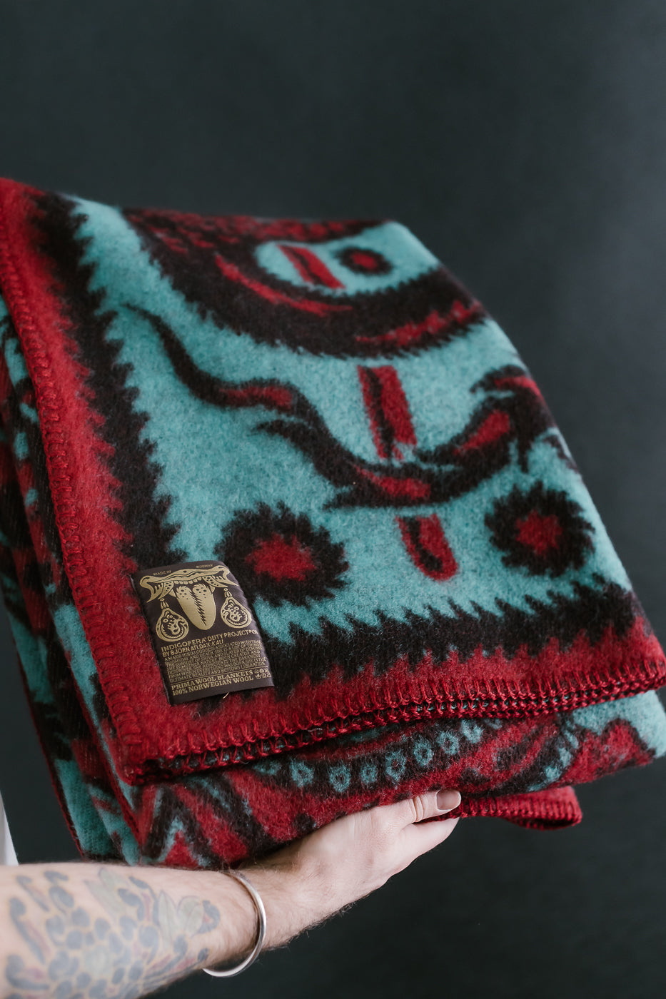 Kali Blanket - Turquoise, Red, Black