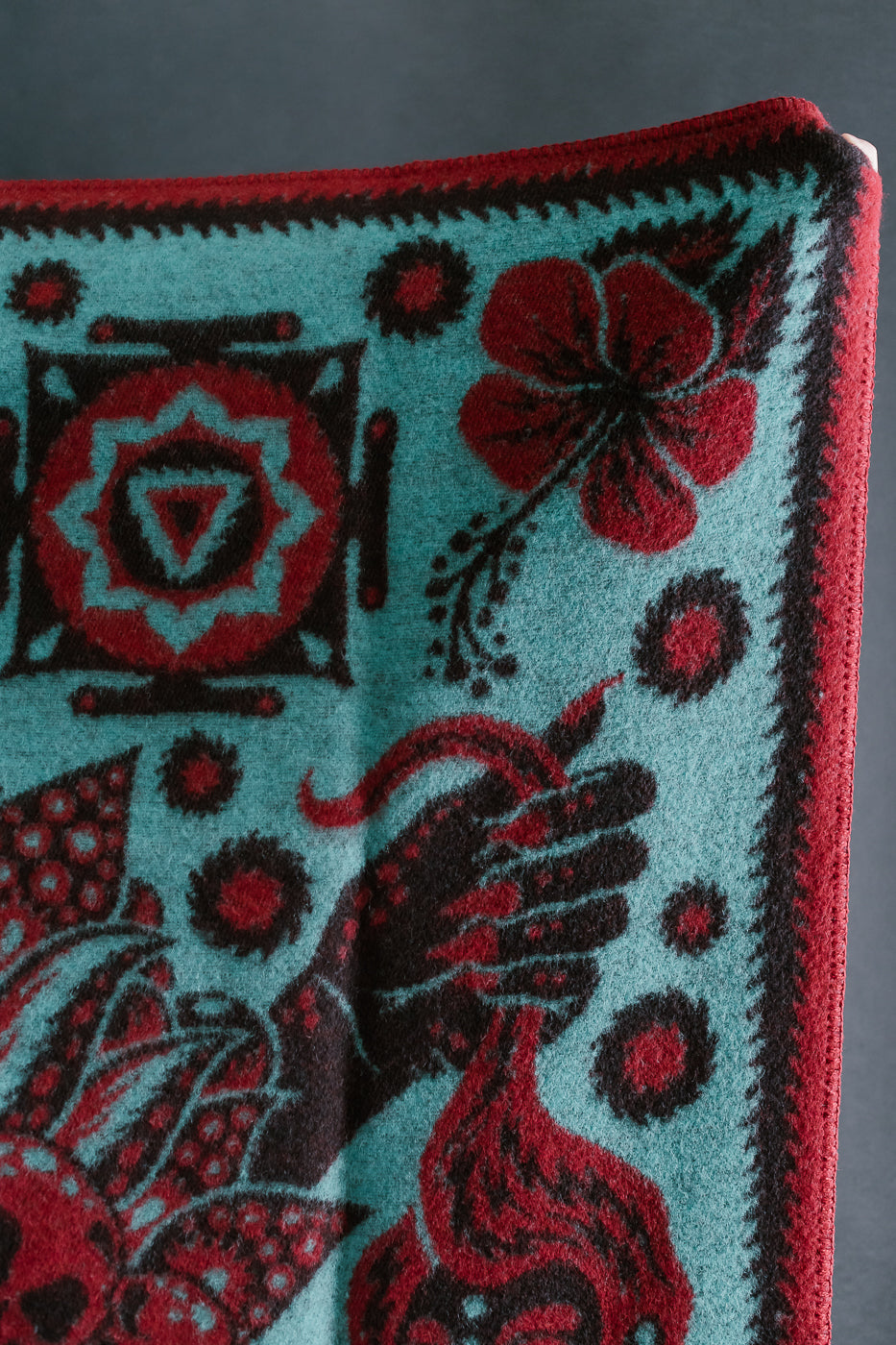 Kali Blanket - Turquoise, Red, Black