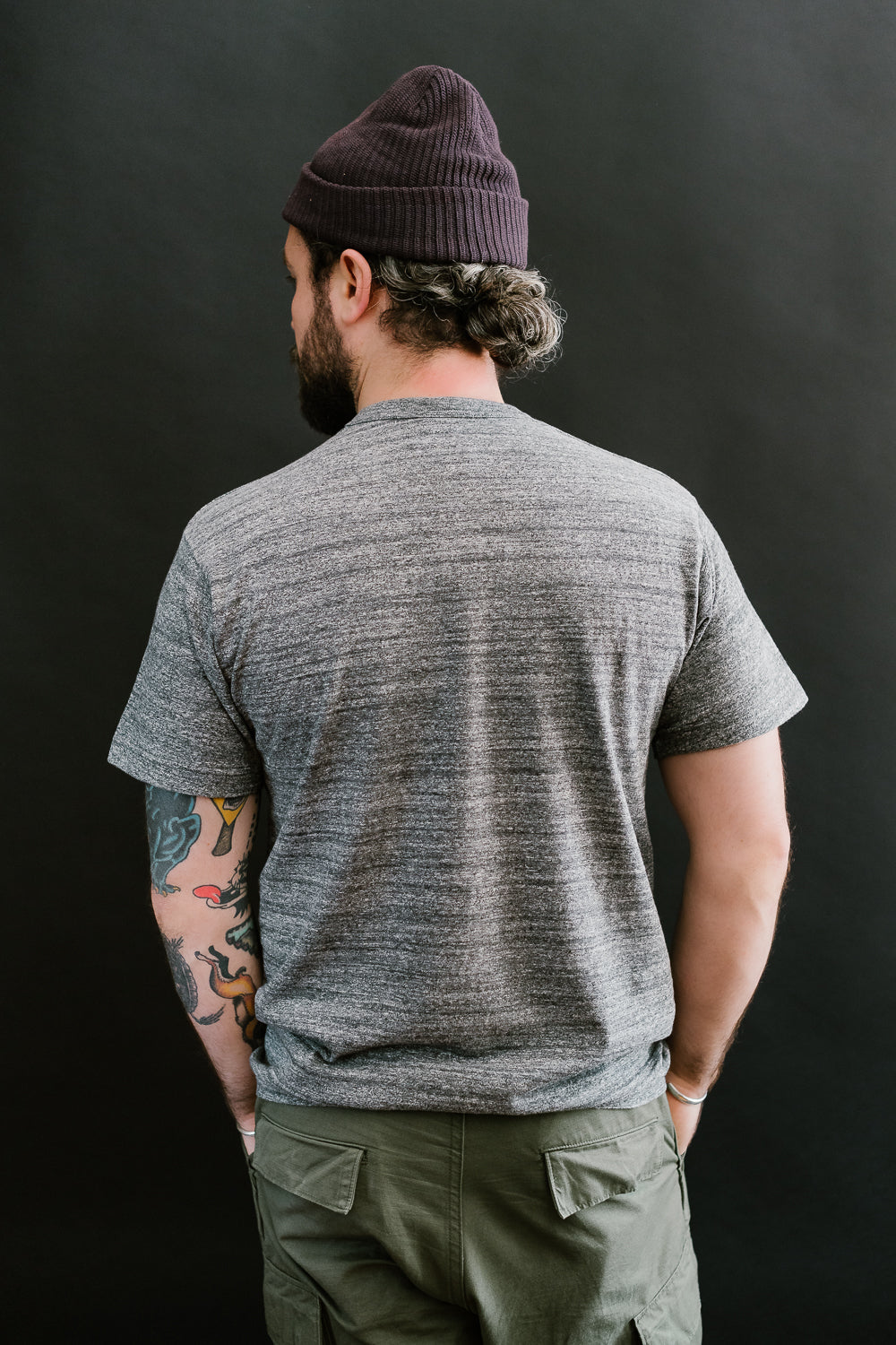 IHT-1610L - 6.5oz Loopwheel Crew Neck T-Shirt with Longer Body - Grey