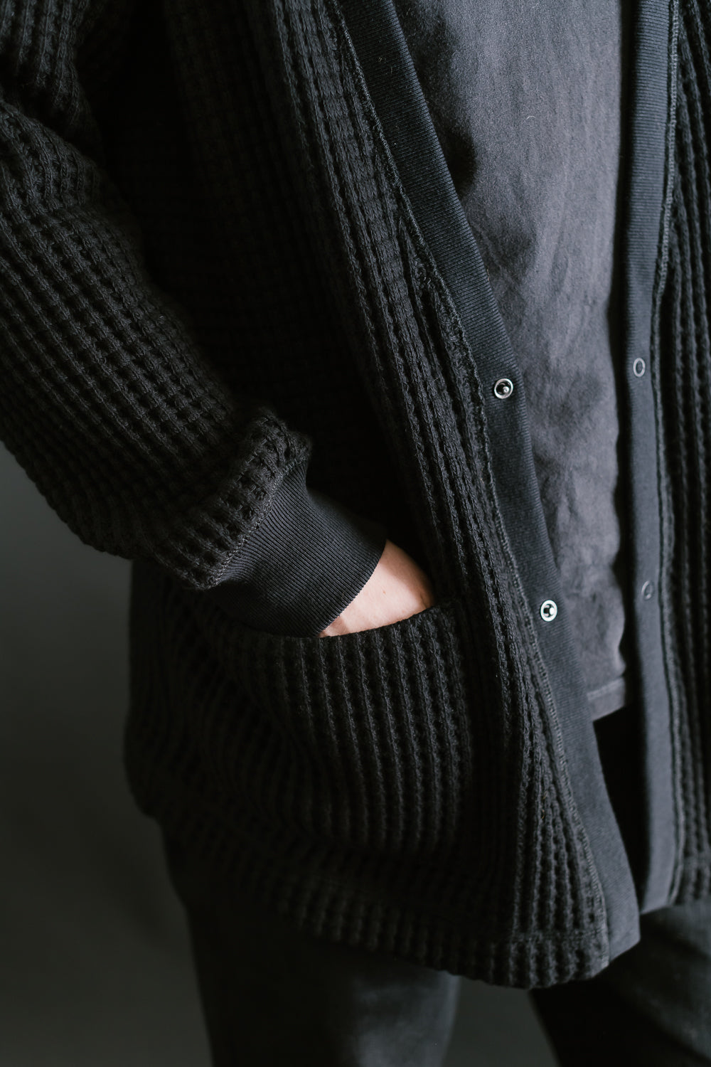 Big Waffle Cardigan - 07 Black