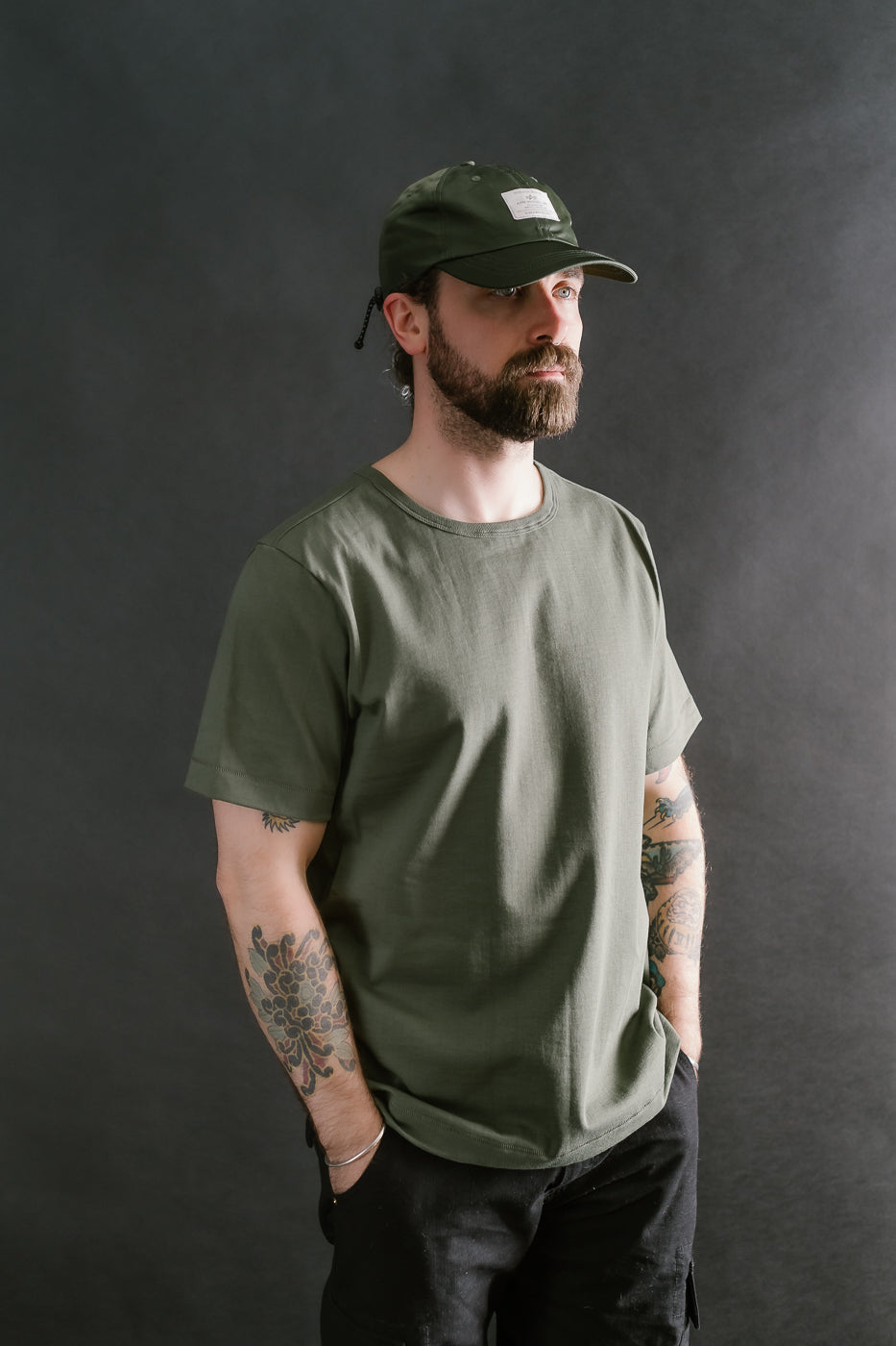 215.40 - 8.6oz Loopwheeled T-Shirt Classic Fit - Army