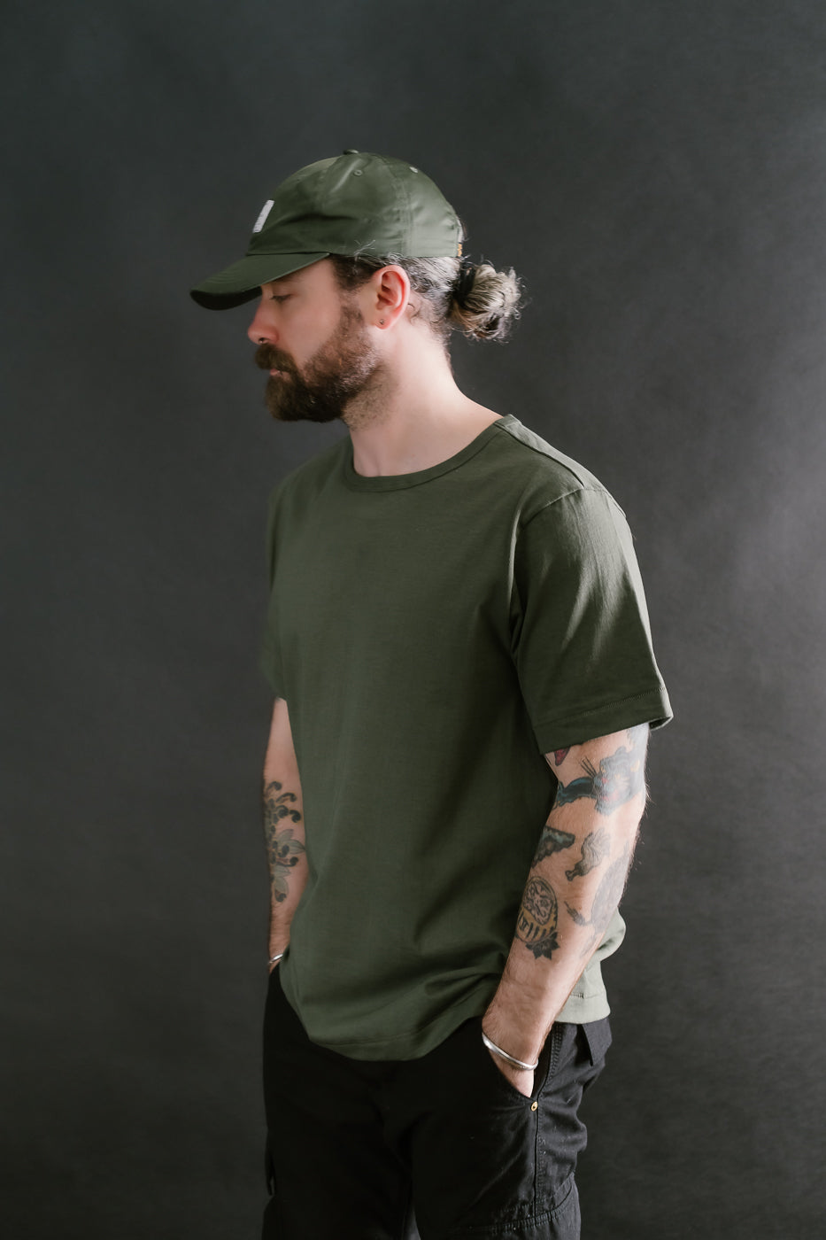 215.40 - 8.6oz Loopwheeled T-Shirt Classic Fit - Army