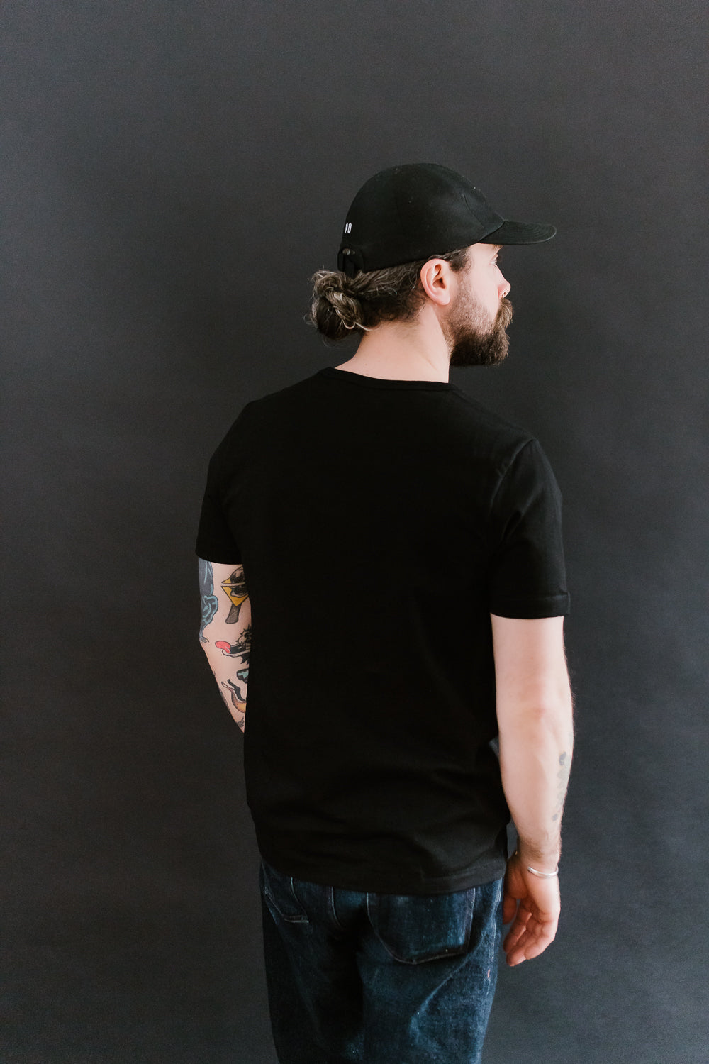 215.99 - 8.6oz Loopwheeled T-Shirt Classic Fit - Deep Black