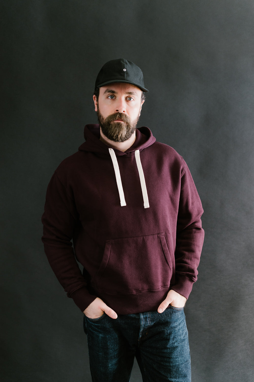 HD31.506 - 13oz Athletic Hoodie Relaxed Fit - Burgundy