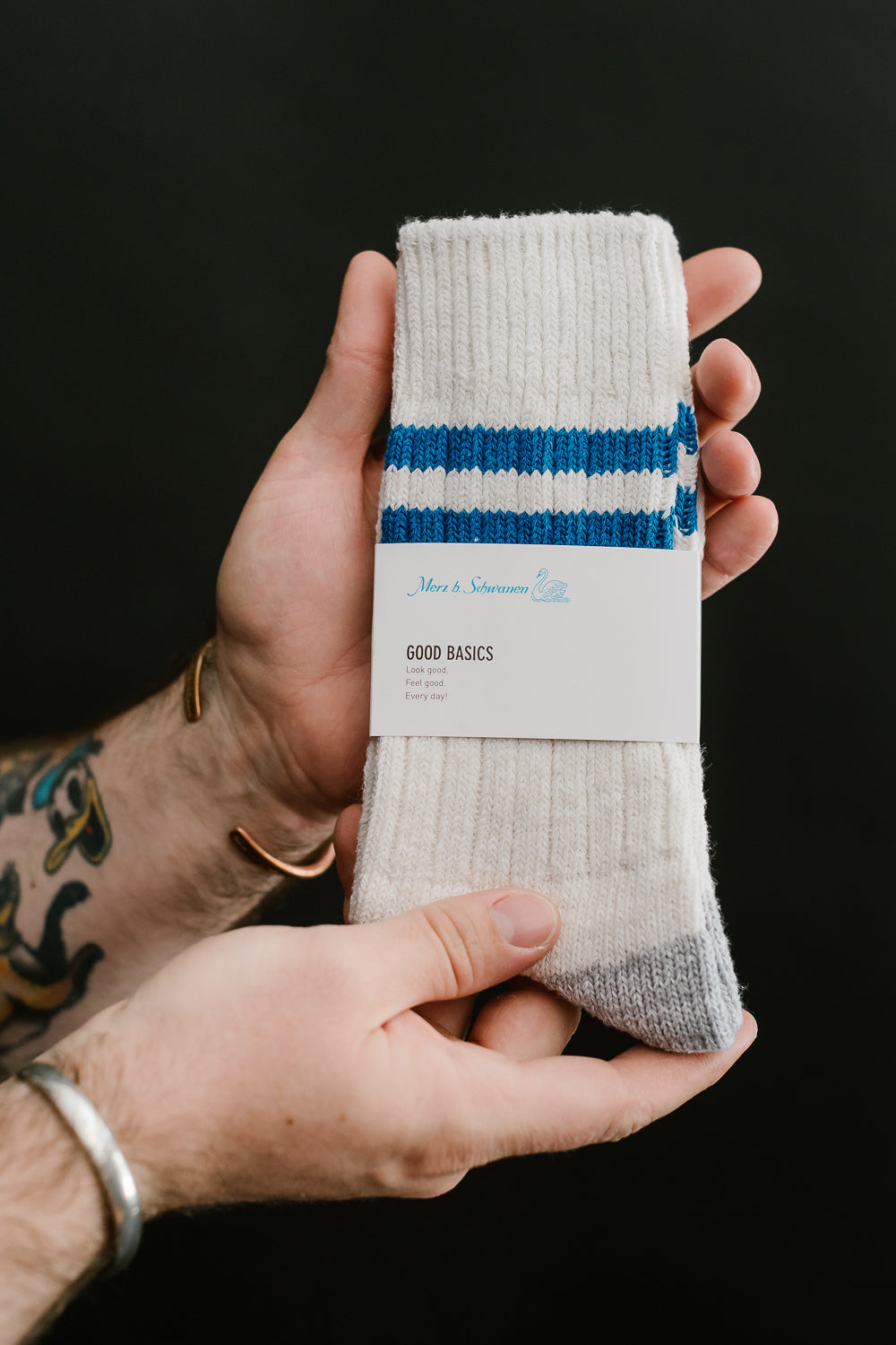 GS05.0259 - Striped Sock - Nature, Swan Blue