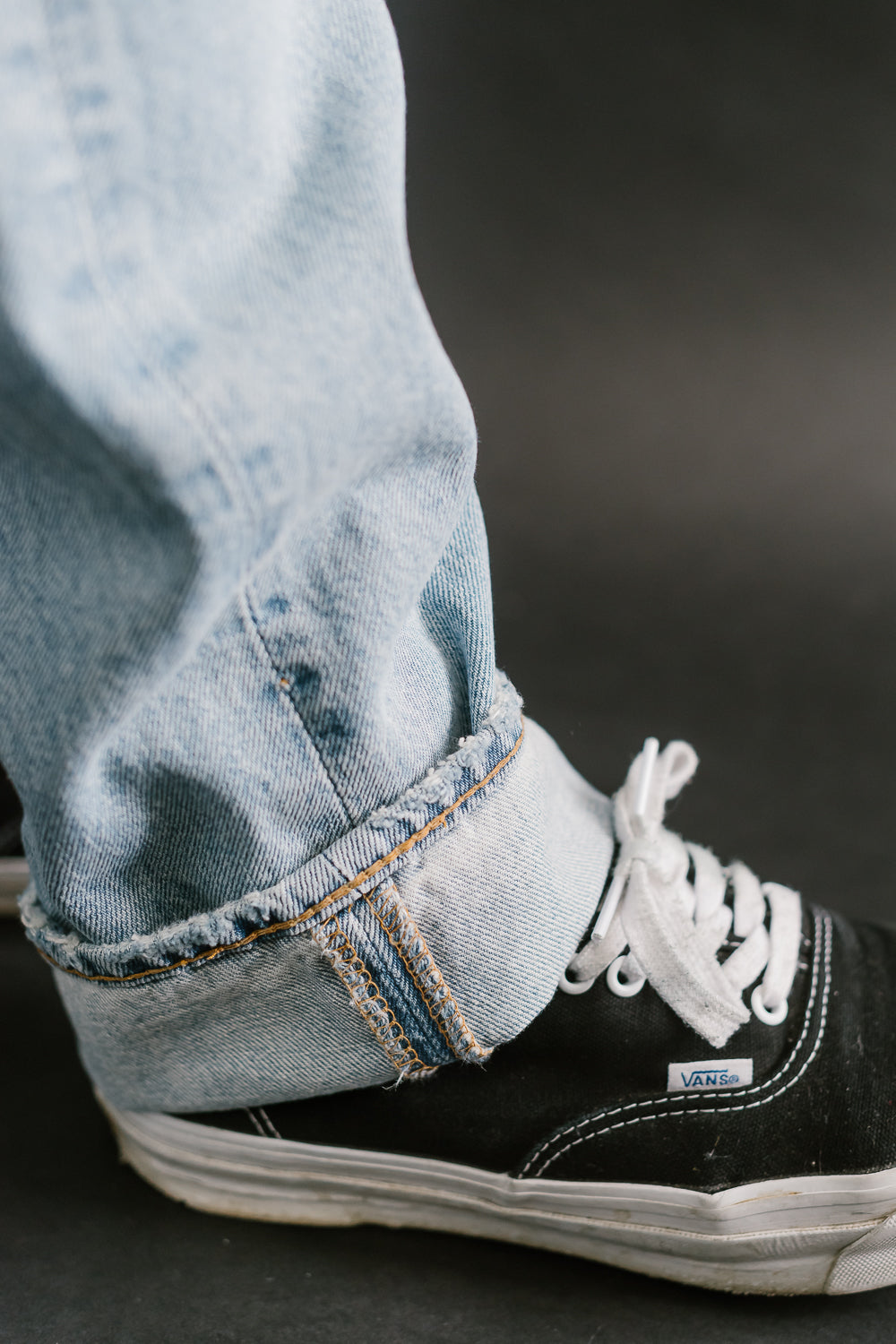 01-1050W-99 - 105 - Standard Fit Denim - 90s Sky Blue