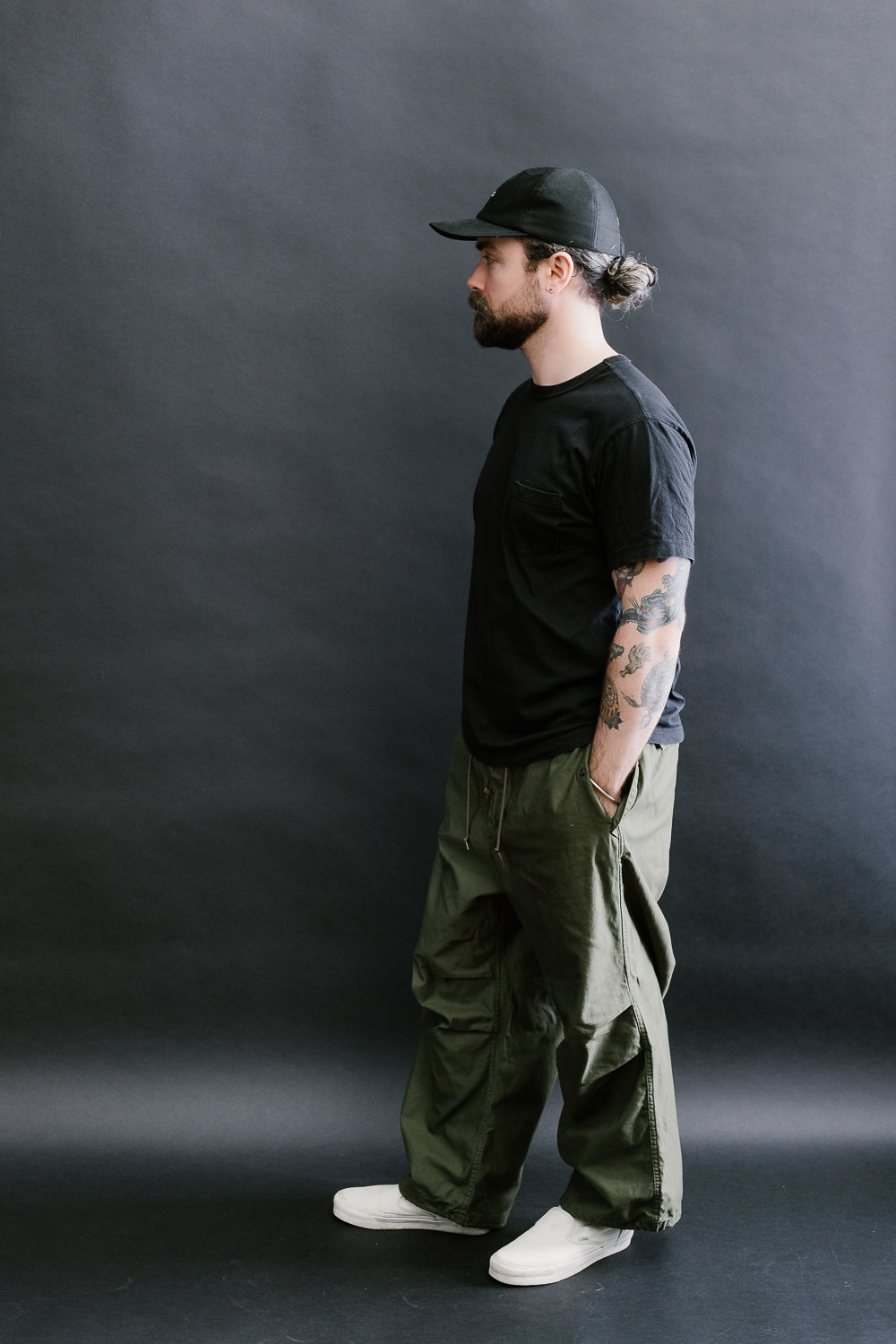 01-5020-76 - Loose Fit Army Trouser - Army Green