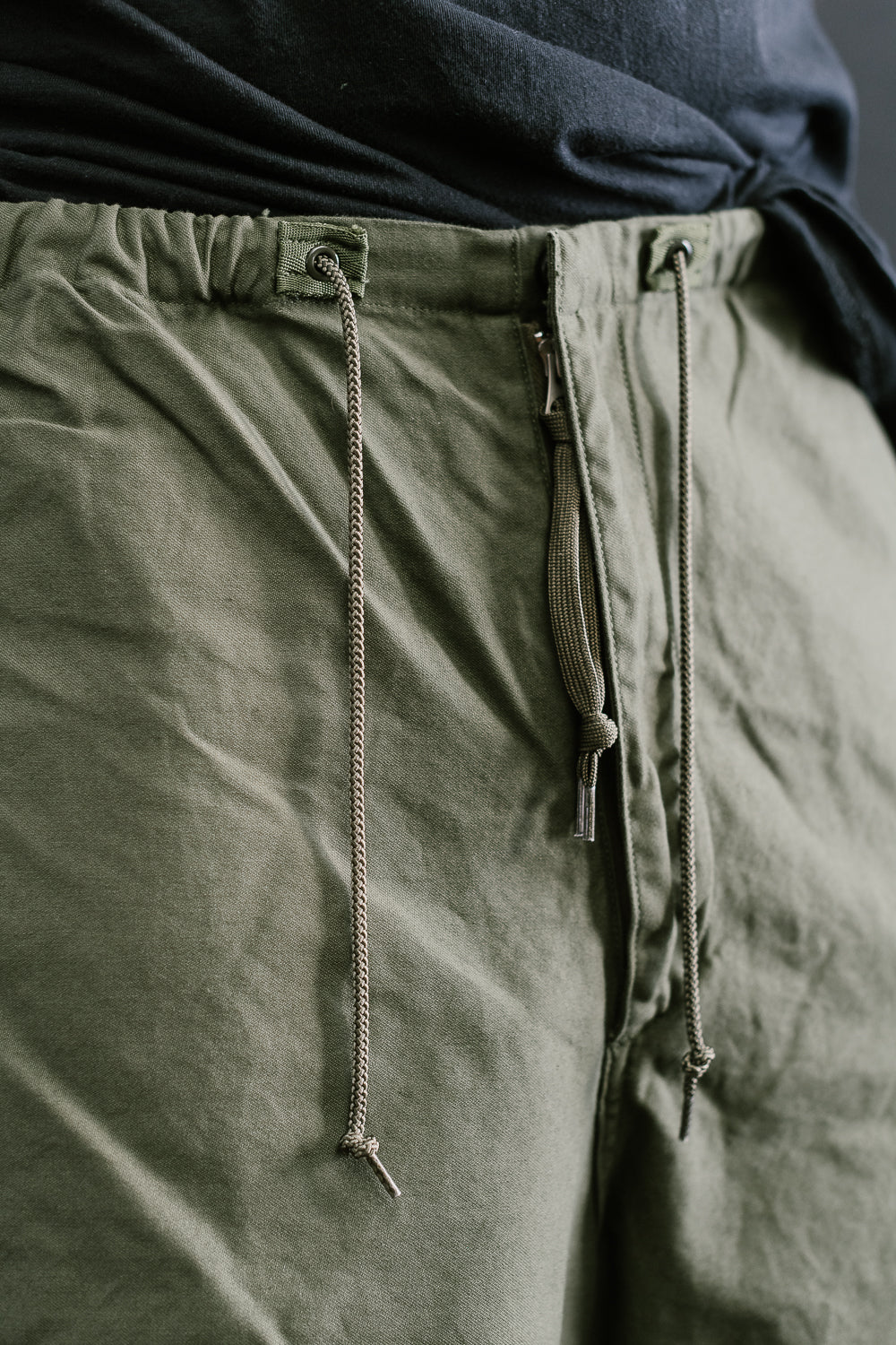 01-5020-76 - Loose Fit Army Trouser - Army Green