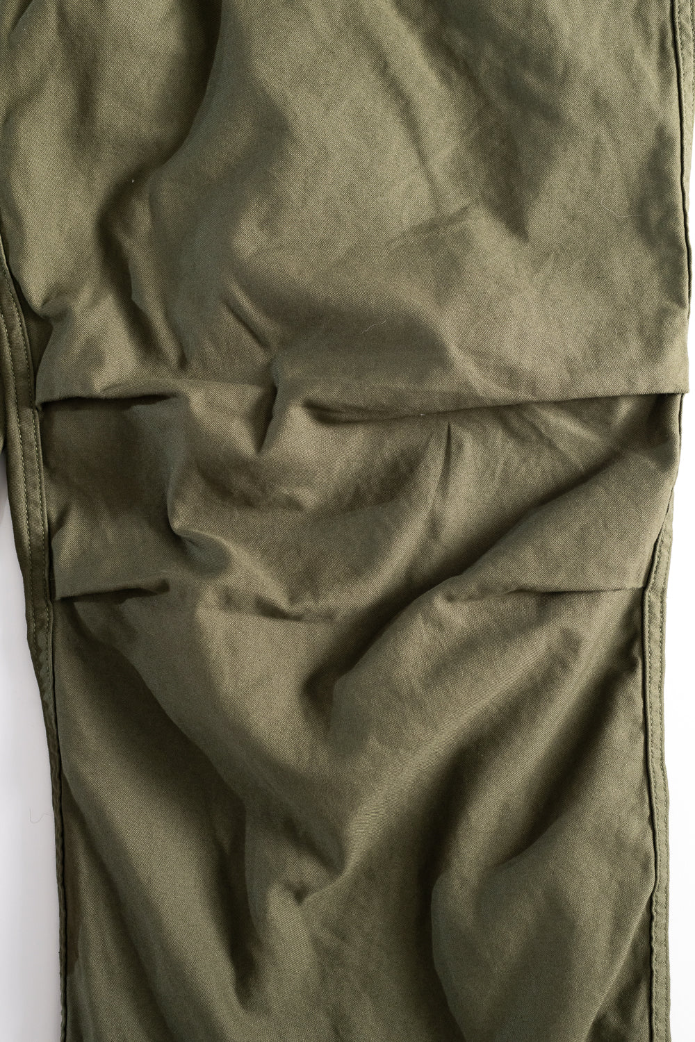 01-5020-76 - Loose Fit Army Trouser - Army Green