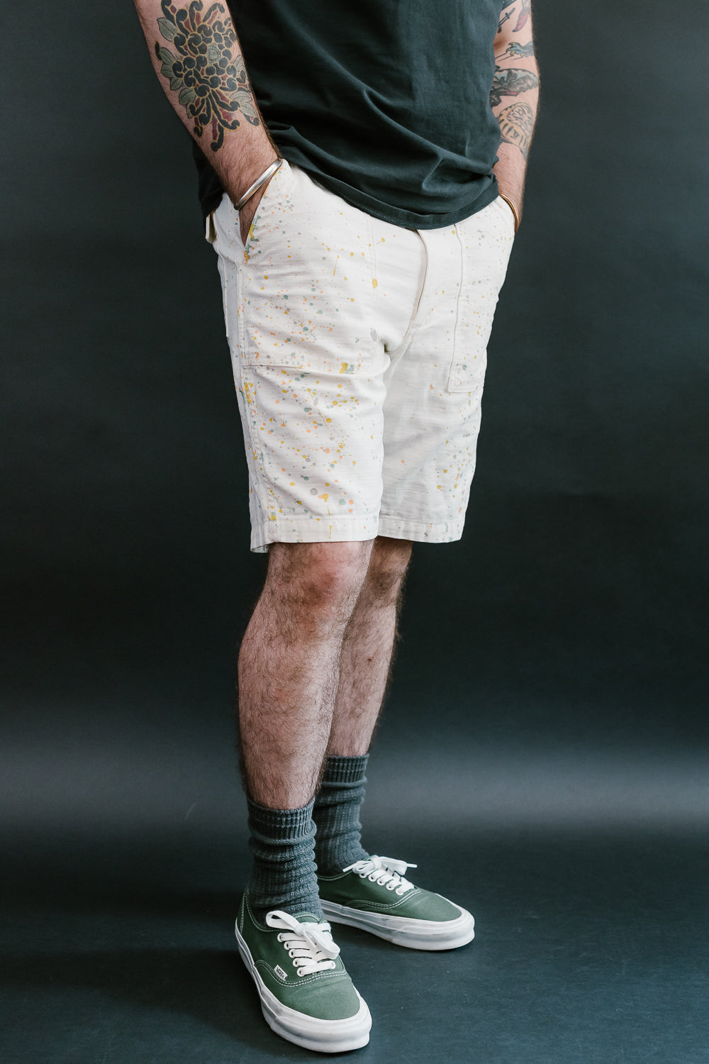 01-7002-P66 - Fatigue Shorts with Paint - Ecru