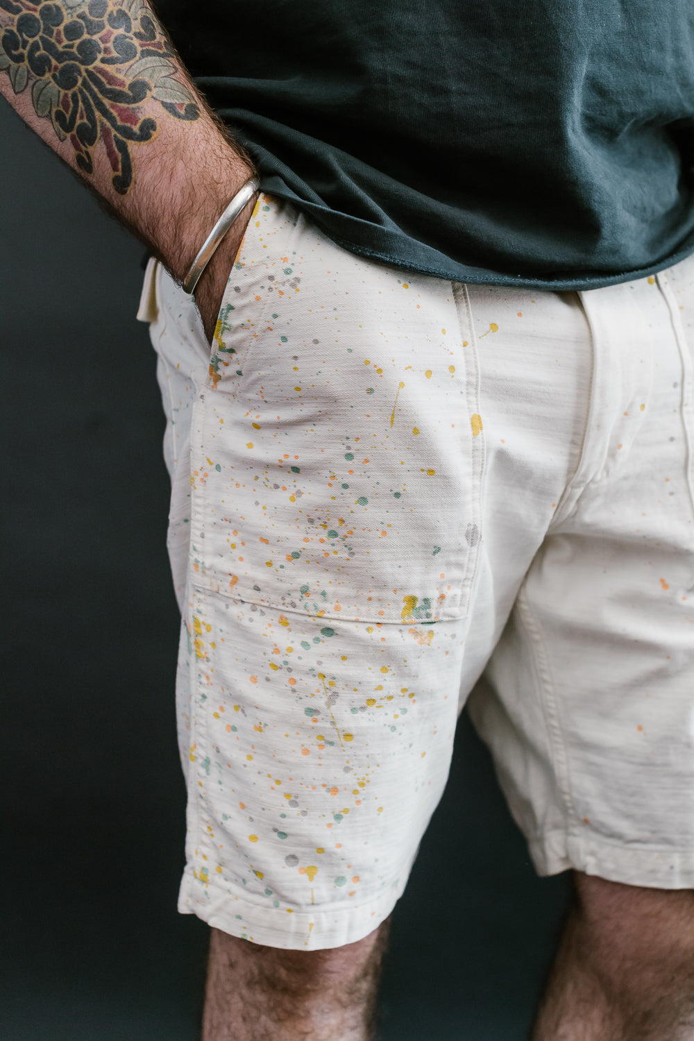 01-7002-P66 - Fatigue Shorts with Paint - Ecru