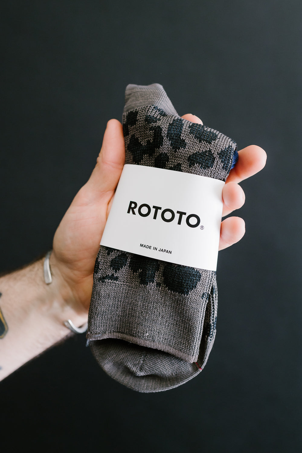 R1525 - Leopard Mini Crew Sock - Charcoal