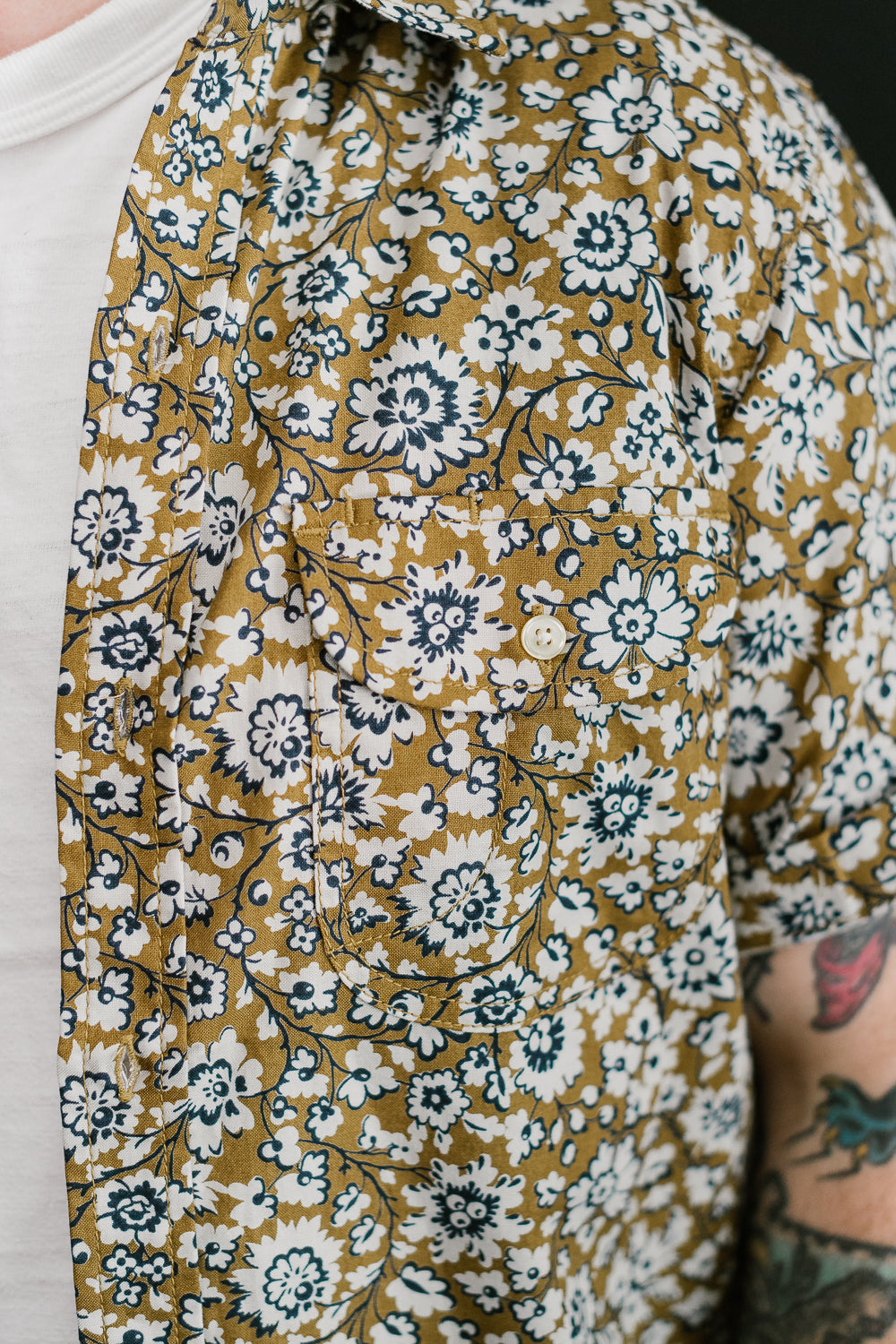 Maker Shirt SS - Gold Floral