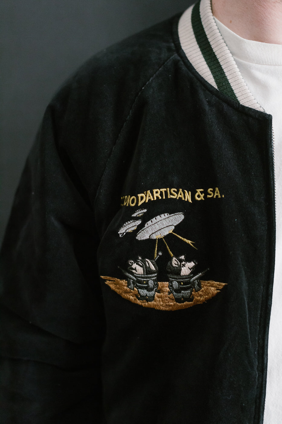 GZ-013 - Velveteen Souvenir Jacket - Great Monster War - Black