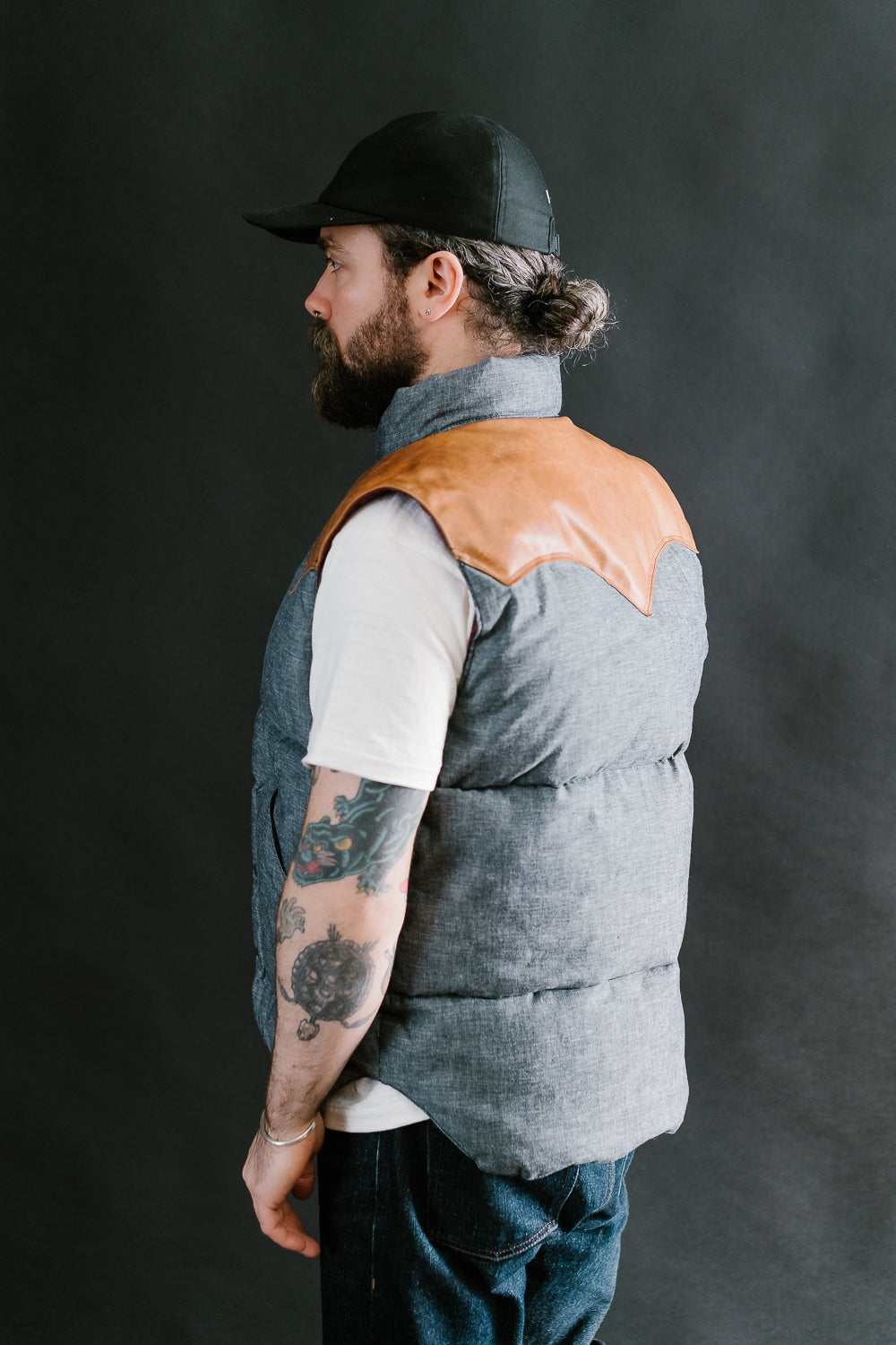 Lot 2200 - Rocky Mountain x Warehouse Selvedge Chambray Down Vest - Navy