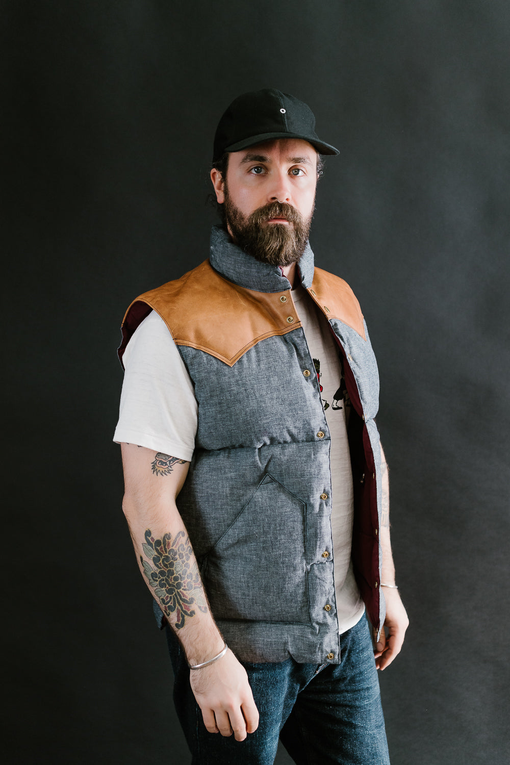 Lot 2200 - Rocky Mountain x Warehouse Selvedge Chambray Down Vest - Navy