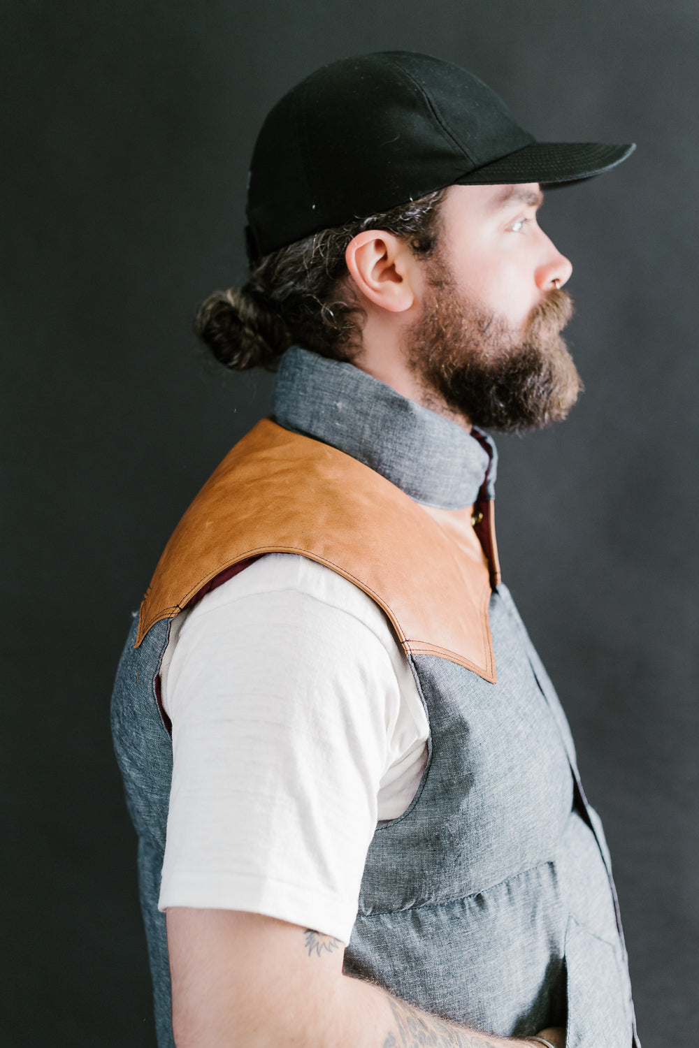 Lot 2200 - Rocky Mountain x Warehouse Selvedge Chambray Down Vest - Navy