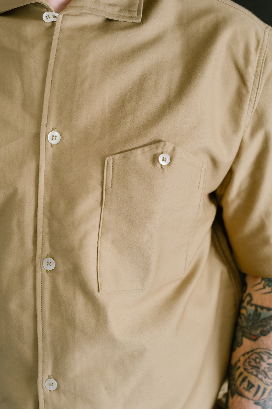 Lot 3091 - S/S Open Collar Shirt - Camel