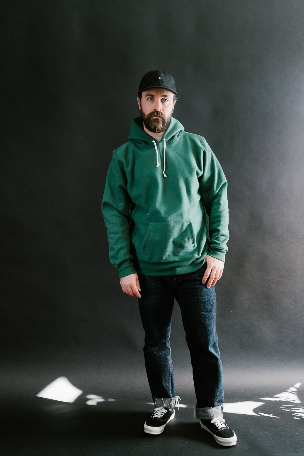 Lot 484 - Heavyweight Hooded Sweatshirt Plain - Green