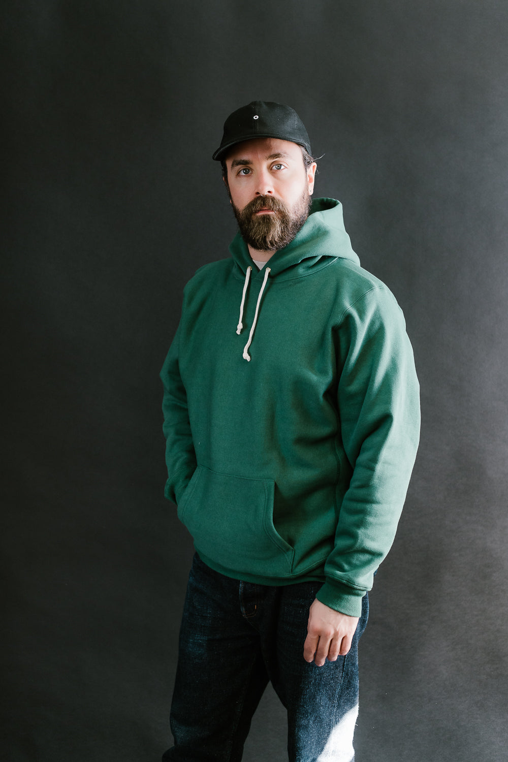 Lot 484 - Heavyweight Hooded Sweatshirt Plain - Green