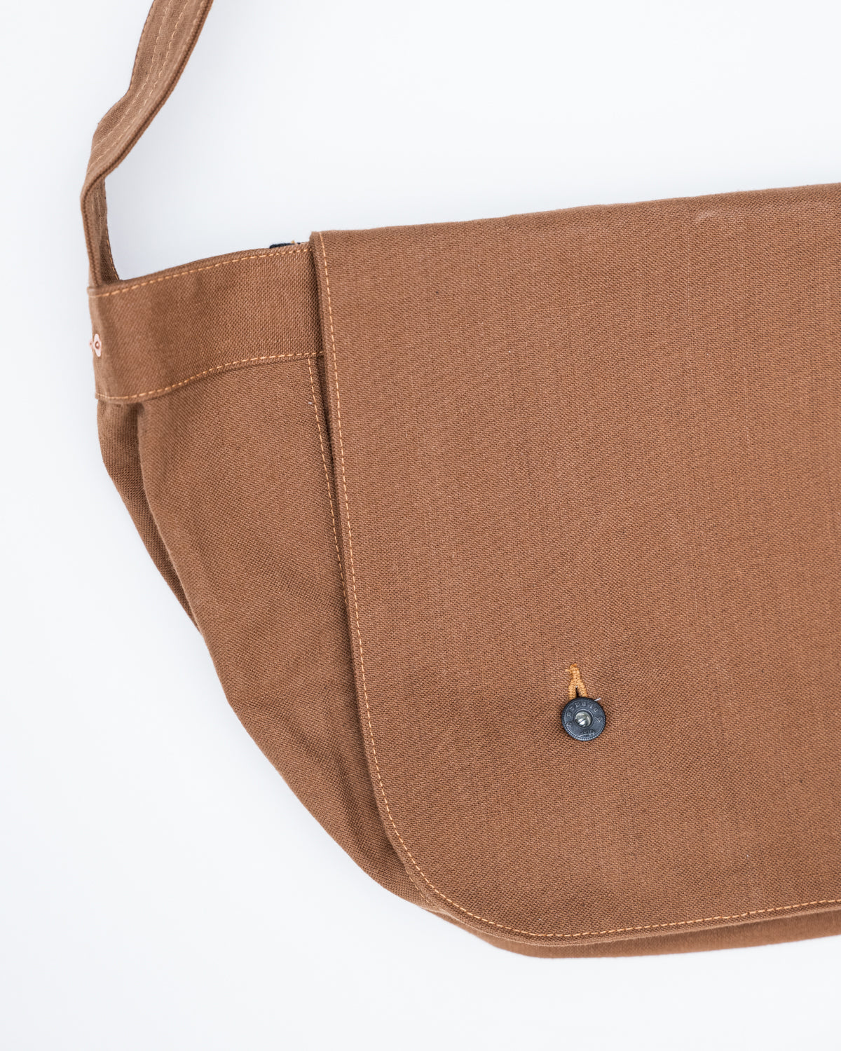 SCDB22-DC - Duck Canvas Messenger Bag - Brown