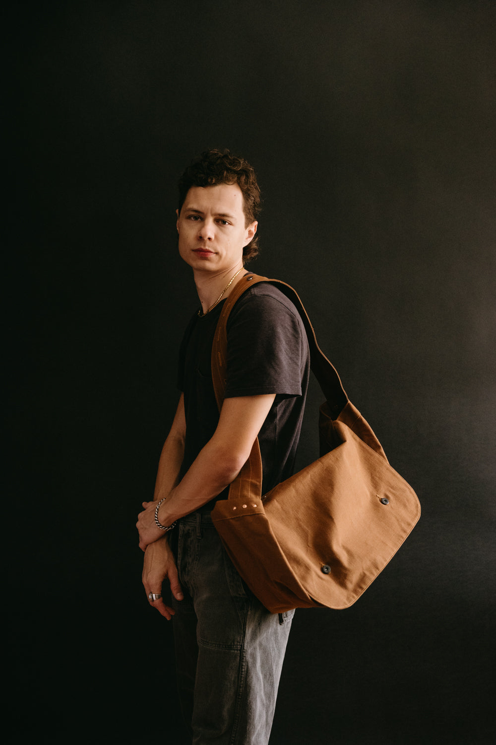 SCDB22-DC - Duck Canvas Messenger Bag - Brown